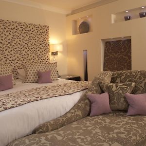 Executive Three-Bedroom Apartment